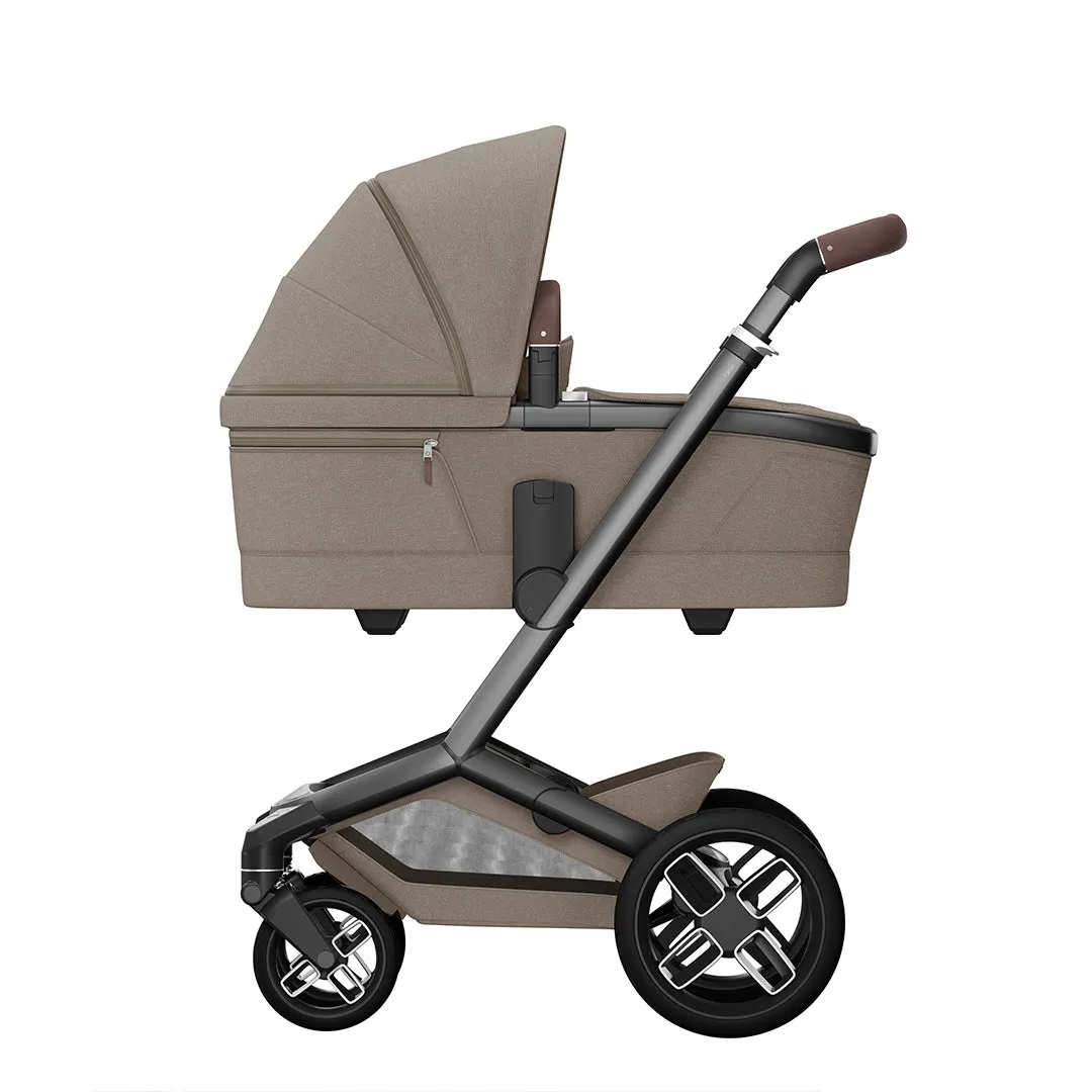 Maxi-Cosi Fame Premium   Pebble 360 Pro 2 Travel System