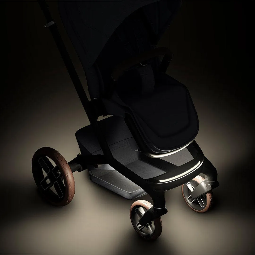 Maxi-Cosi Fame Premium   Pebble 360 Pro 2 Travel System