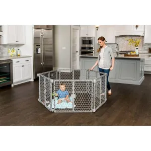 NEW - Regalo 2 -in -1 Play Yard and Baby Gate